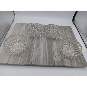 Vintage Jeanette Glass Berry 4 Dessert Bowls Clear